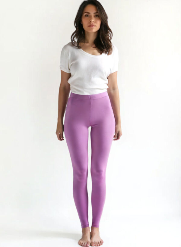 Lavender Colour/Ankle length legging 4-way stretch fabric